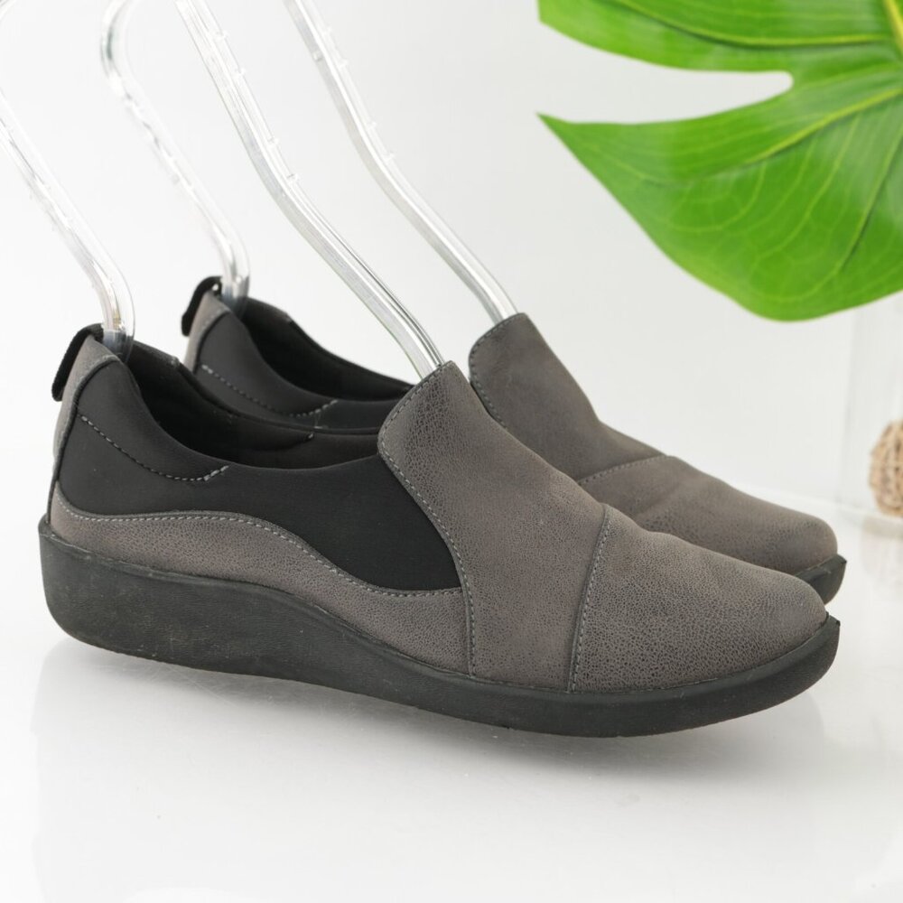 Clarks Womens‎ Sillian Paz Slip On Shoe Size 6 Gray Casual Sporty Flats